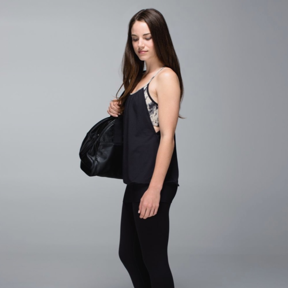 Lululemon No Limits Tank Black / Great Granite Black Mojave Tan Size 4